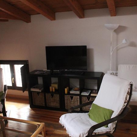 Atico Aires De Gredos Appartement Candeleda Buitenkant foto
