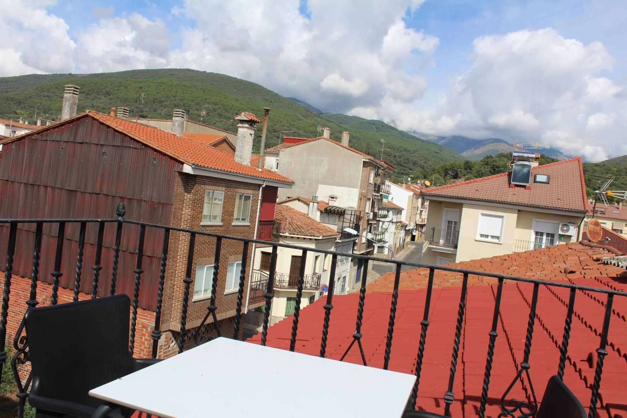 Atico Aires De Gredos Appartement Candeleda Buitenkant foto