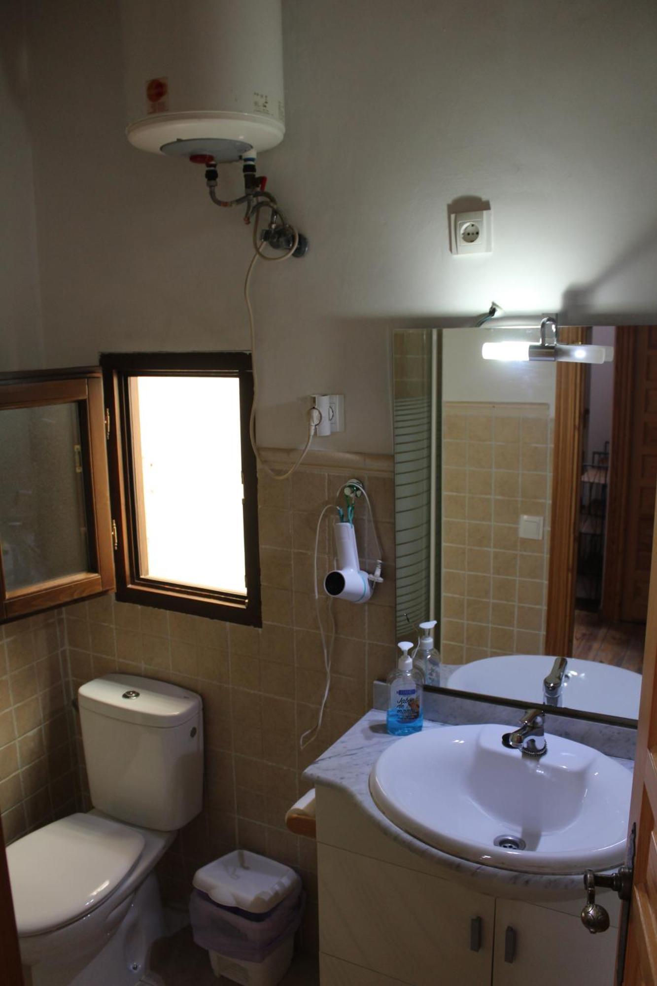 Atico Aires De Gredos Appartement Candeleda Buitenkant foto