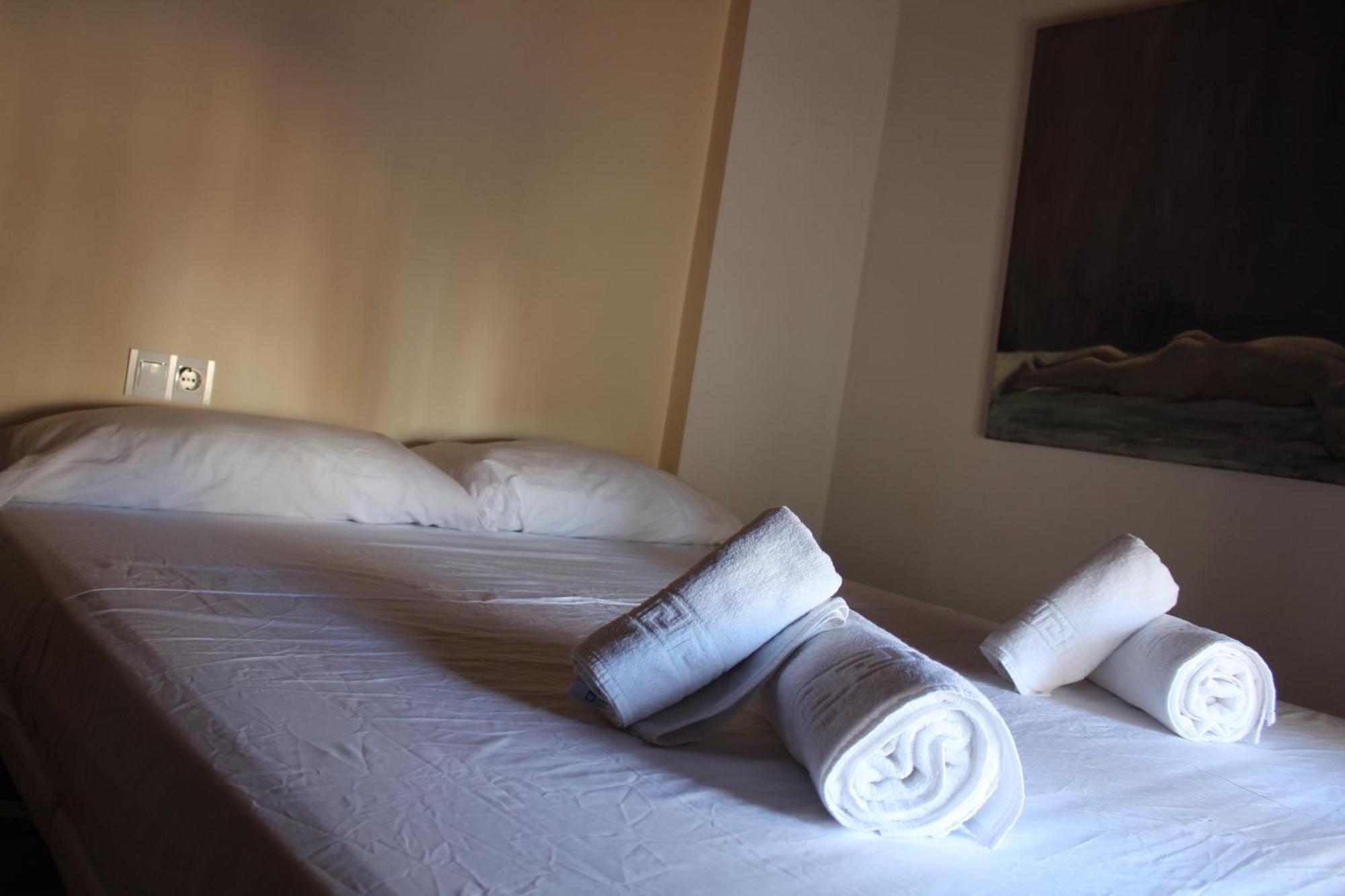 Atico Aires De Gredos Appartement Candeleda Buitenkant foto